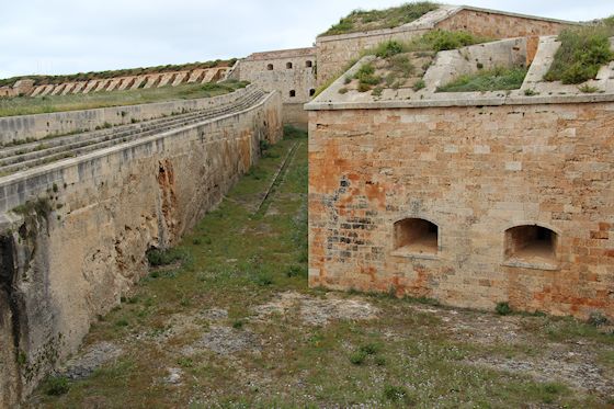 Menorcas Sehenswürdigkeiten: Festung La Mola, Bild-Nr. 3
